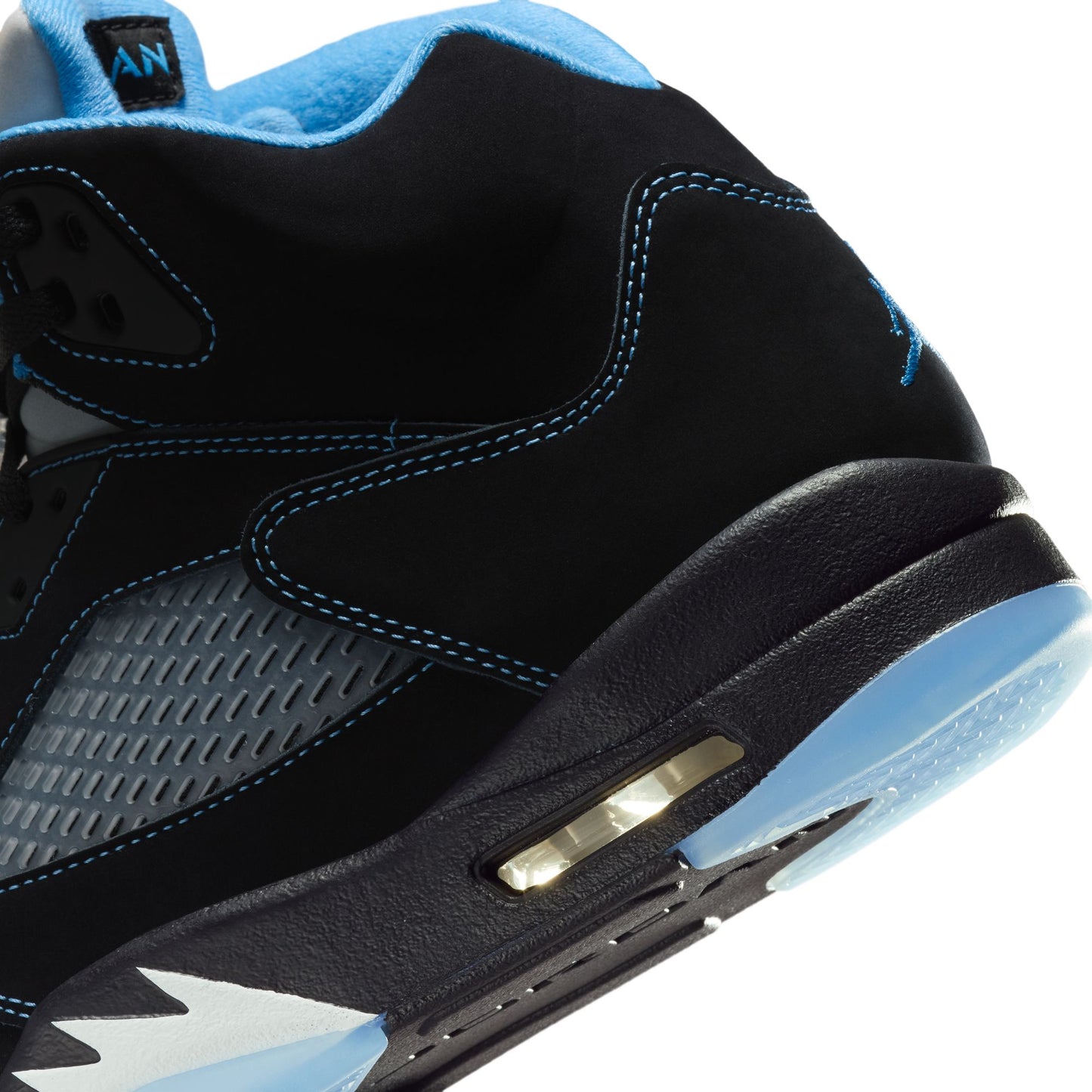 Air Jordan 5 Retro "Black Carolina" - DD0587-008