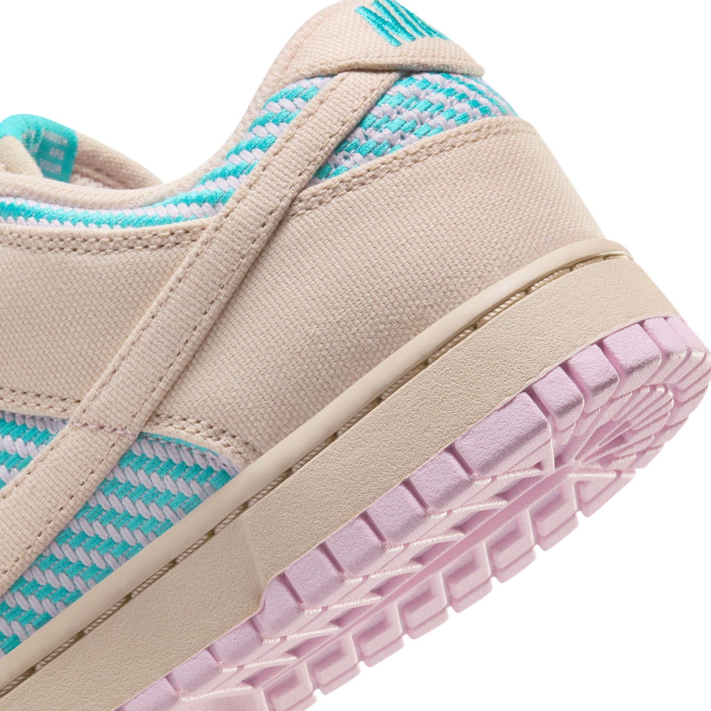 W Nike Dunk Low "Sanddrift/Dusty Cactus" - HF5077-902