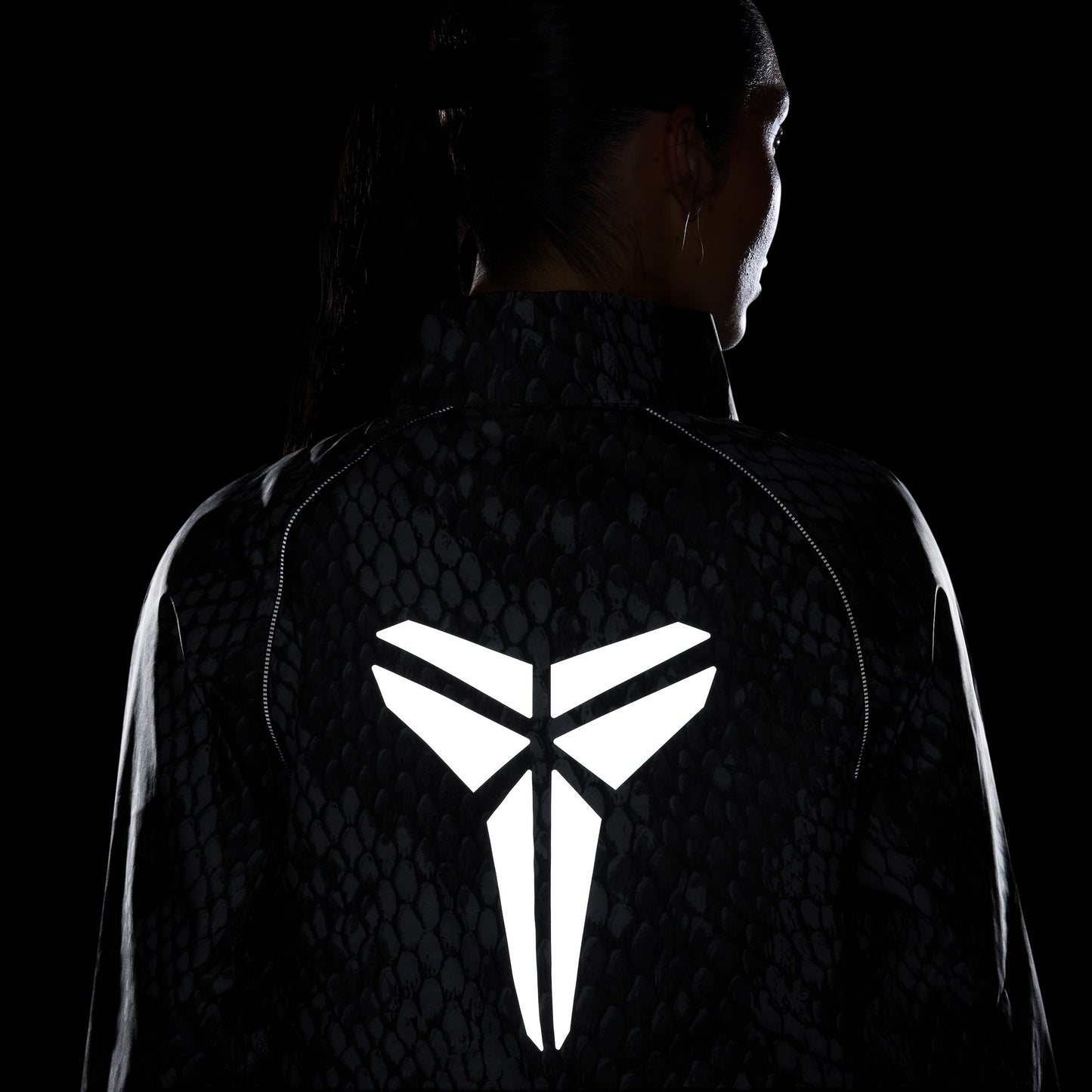 W Nike Kobe Woven Jacket - IB2718-010