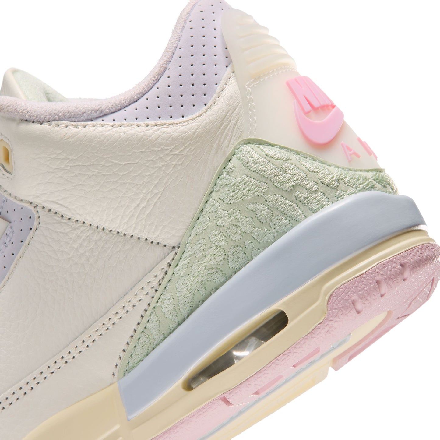 Air Jordan 3 Retro "Spring Is In The Air" (GS) - IF4758-100