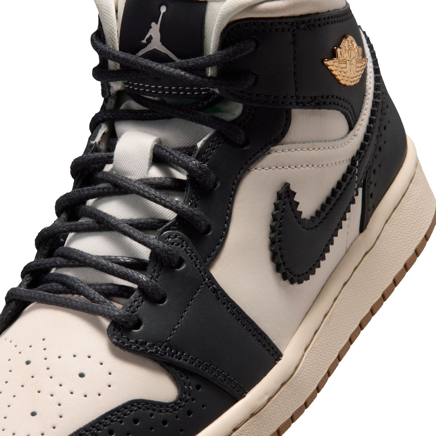 W Air Jordan 1 Mid SE "Off Noir Pearl White" - IO0760-001