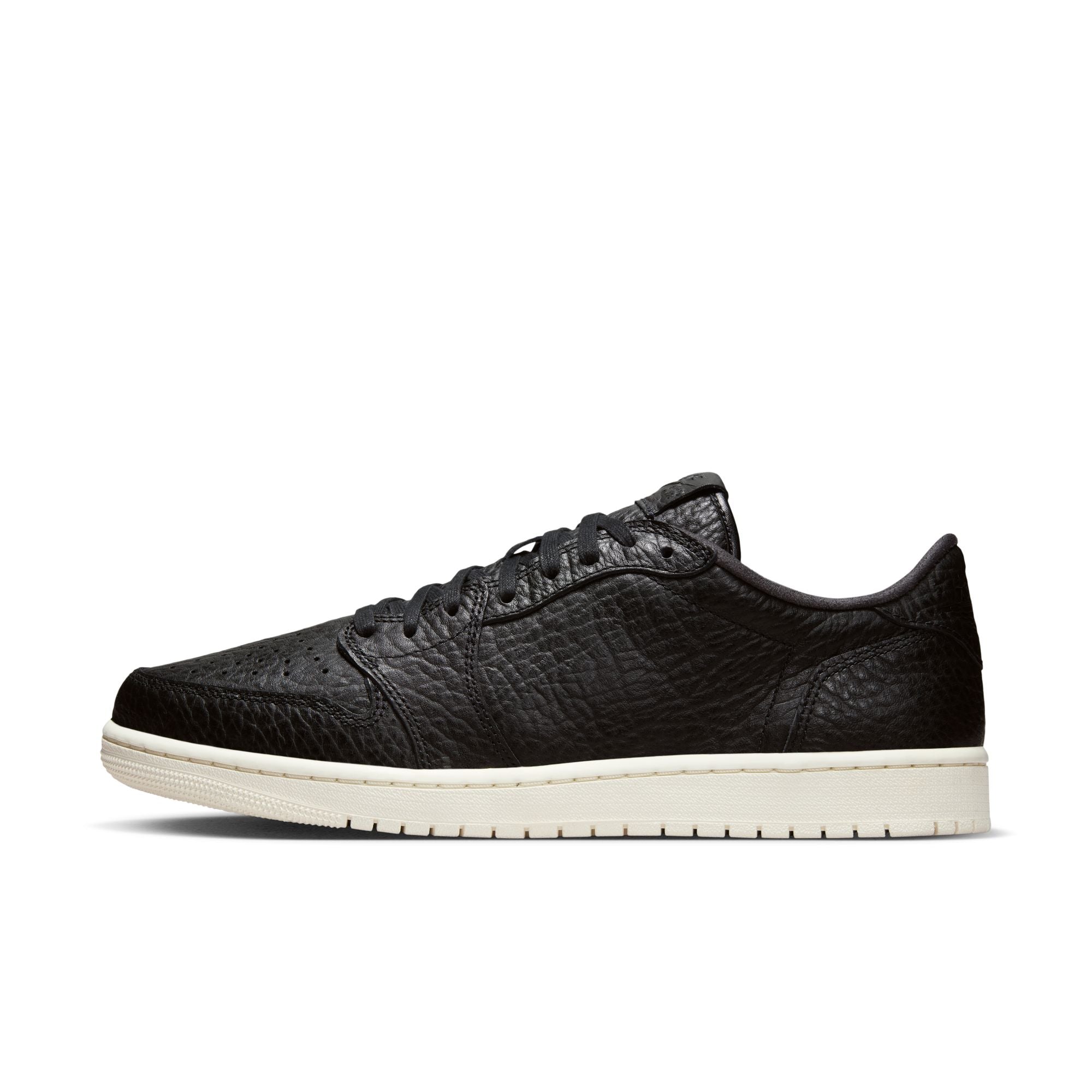 Air Jordan 1 Retro Low 