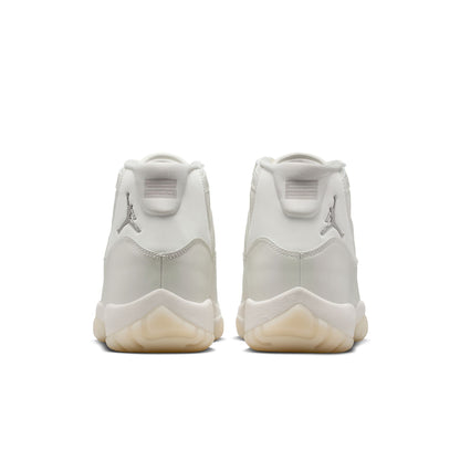 W Air Jordan 11 Retro "Pearl" - AR0715-110