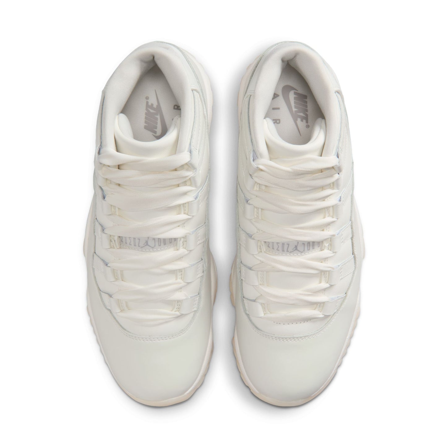 W Air Jordan 11 Retro "Pearl" - AR0715-110
