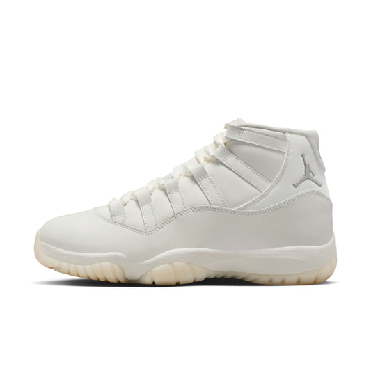 W Air Jordan 11 Retro "Pearl" - AR0715-110
