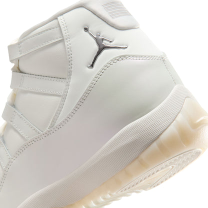 W Air Jordan 11 Retro "Pearl" - AR0715-110