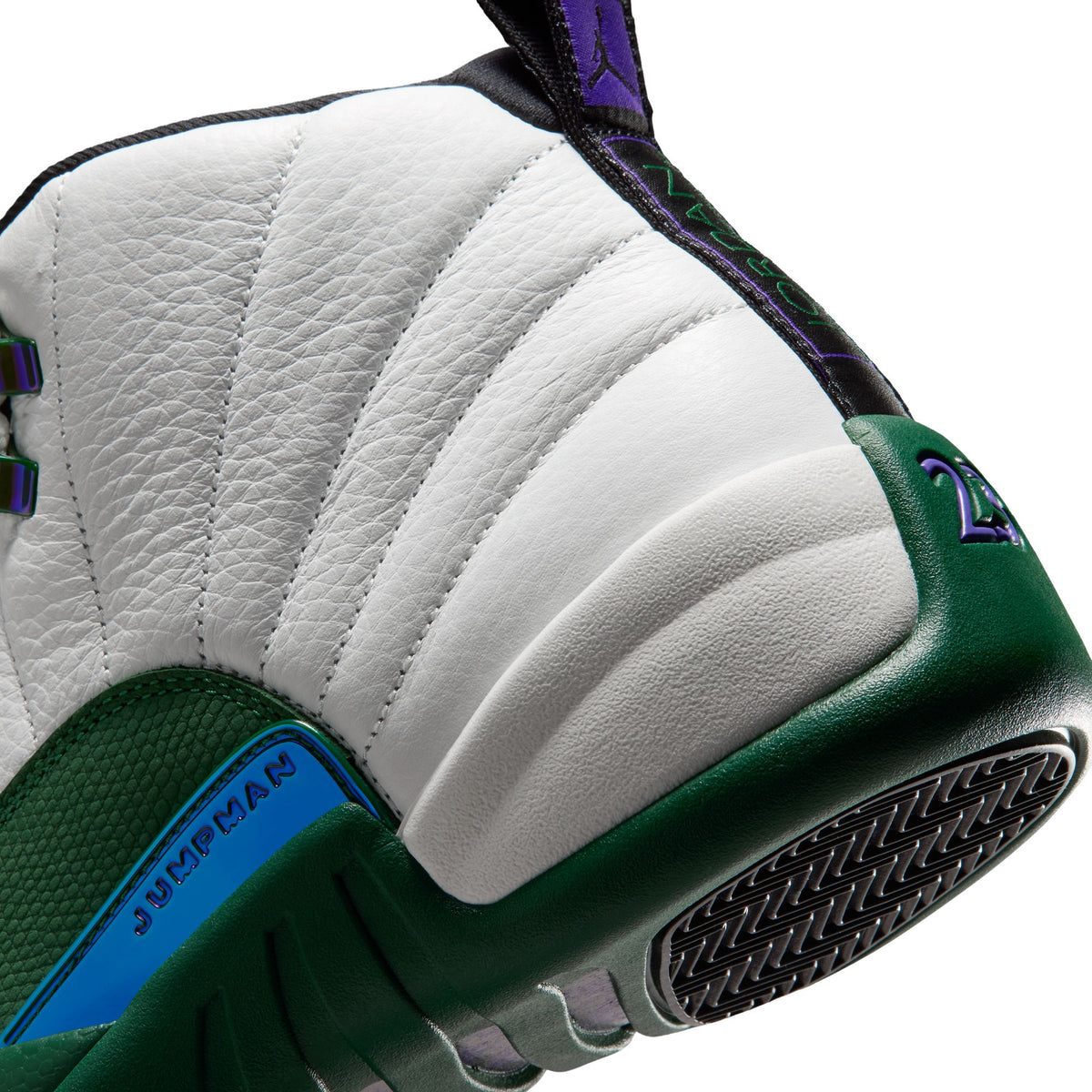 Air Jordan 12 Retro "Bucks" - CT8013-103