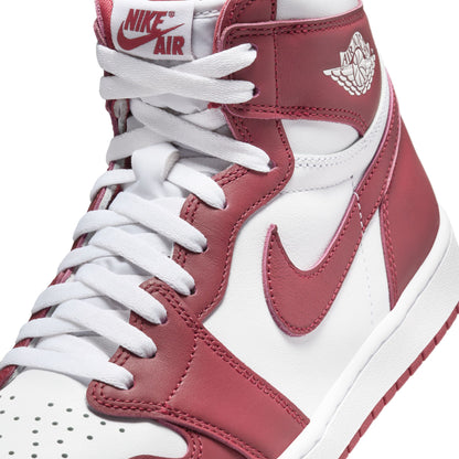 Air Jordan 1 Retro High OG "Team Red" - DZ5485-160