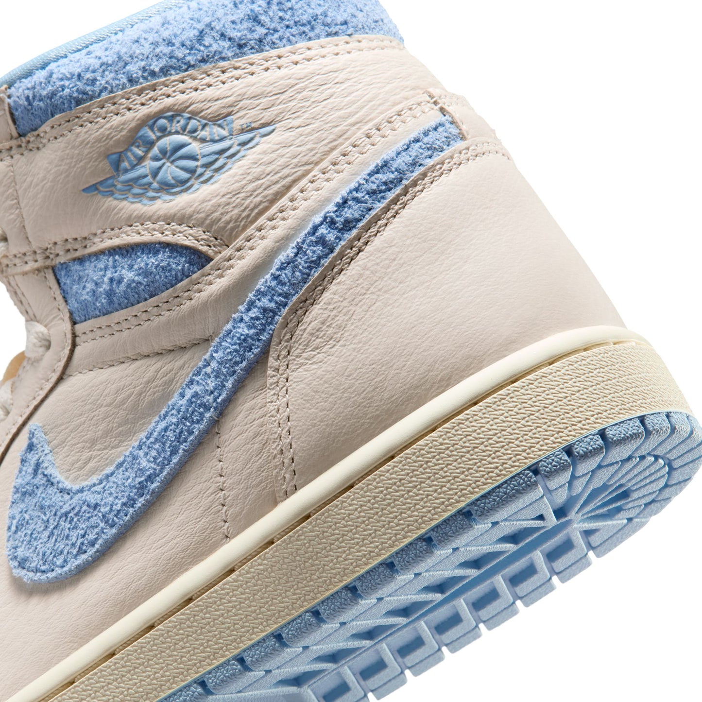 W Air Jordan 1 Retro High OG "Psychic Blue" - FD2596-102