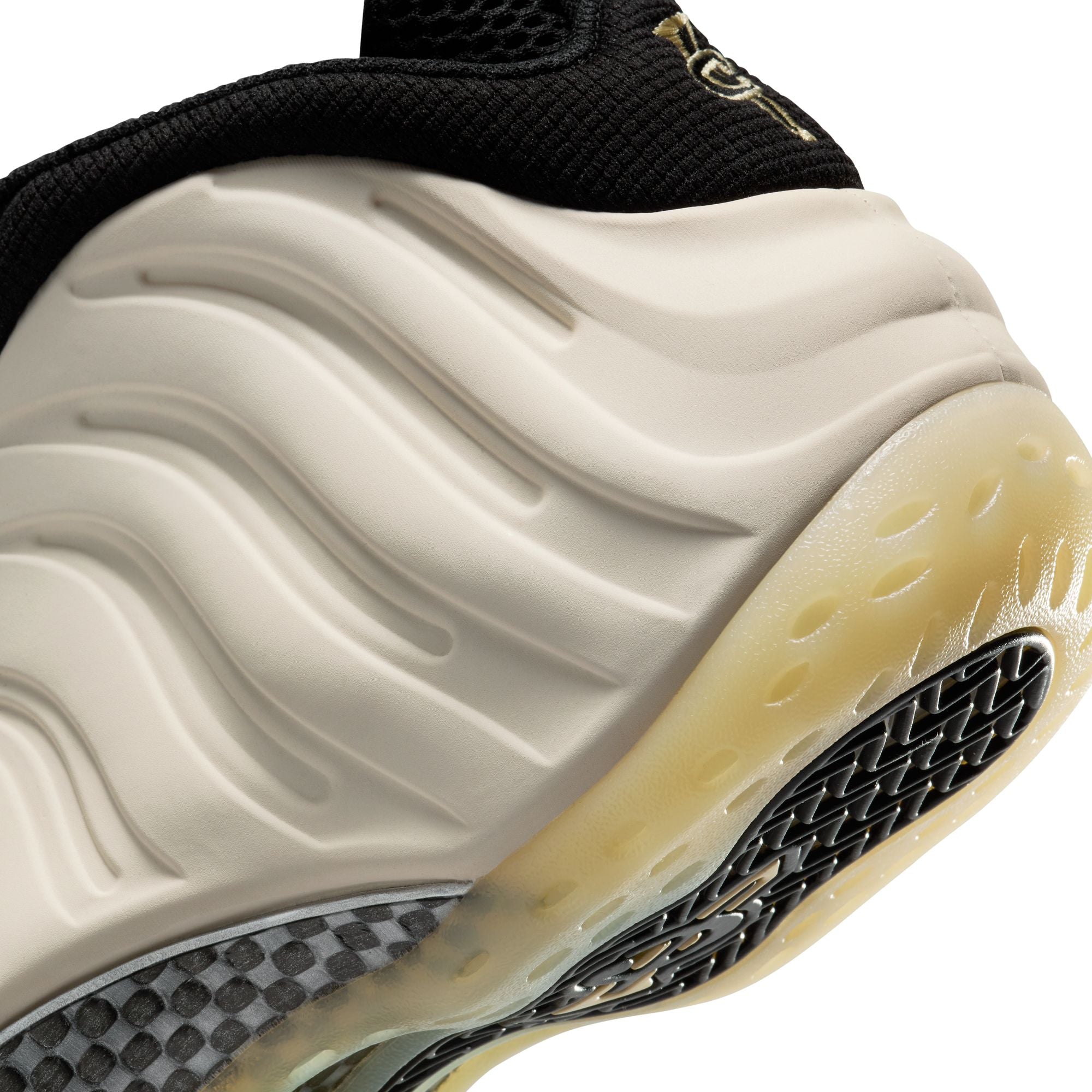 Nike foamposite 2000 best sale