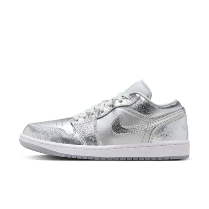 W Air Jordan 1 Low SE “Chrome” - FN5030-001