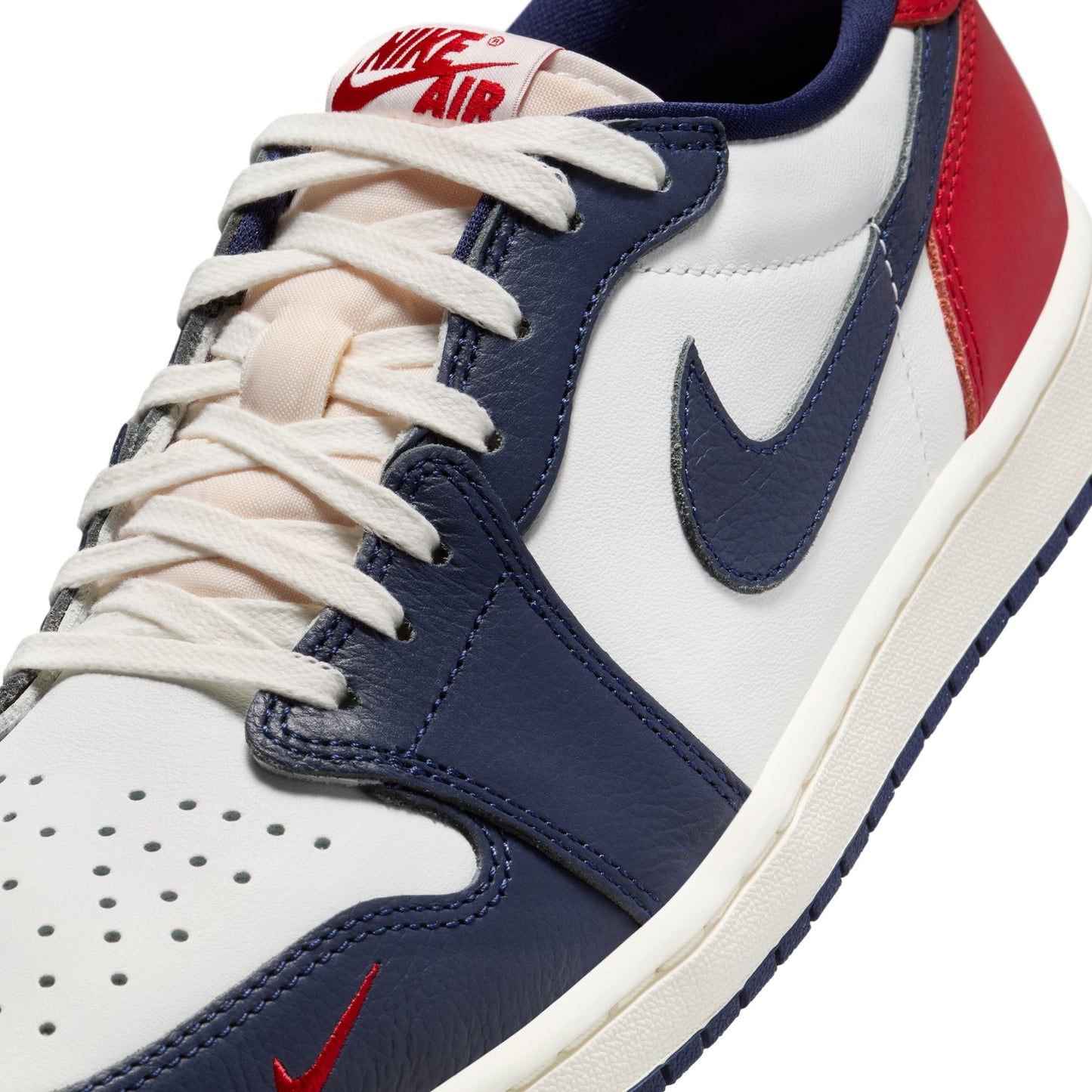 Air Jordan 1 Retro Low OG “Howard University” - HQ2993-100