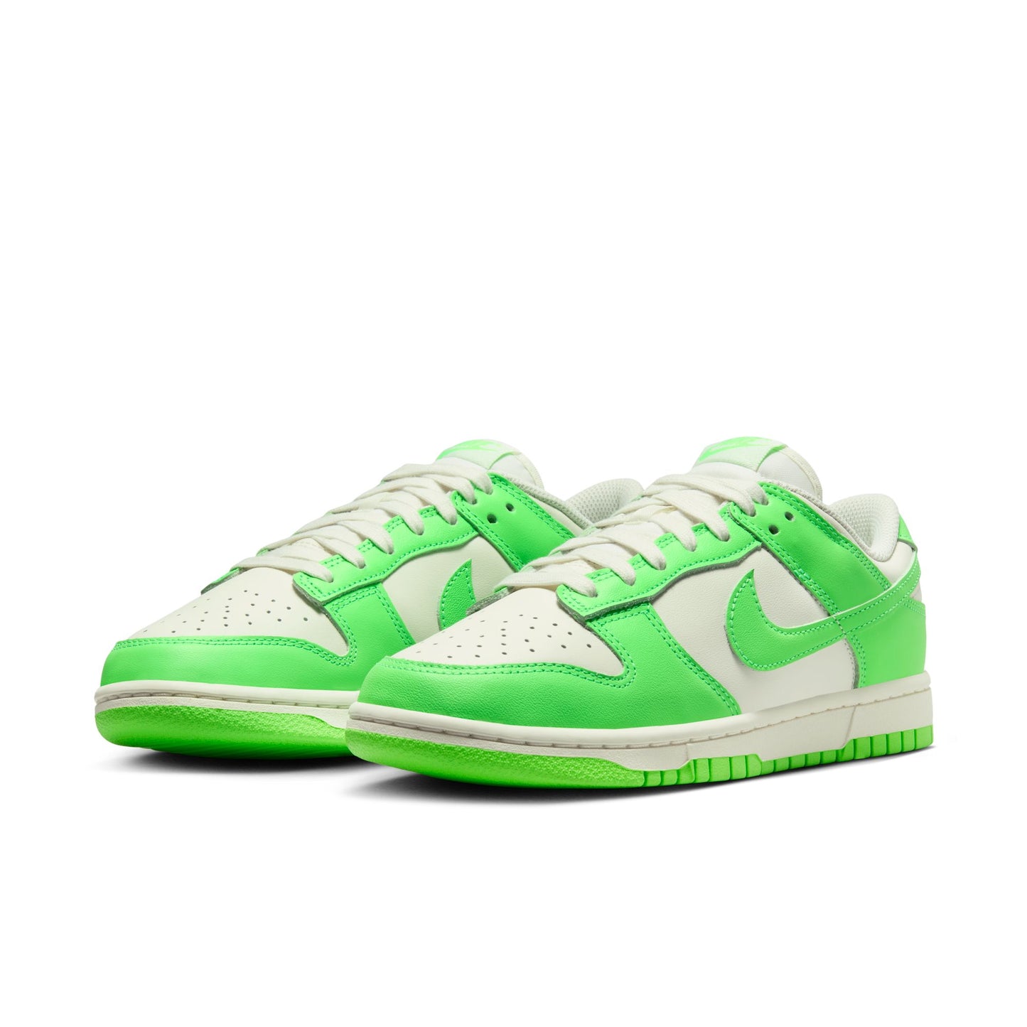 W Nike Dunk Low "Green Strike" - HV0842-133