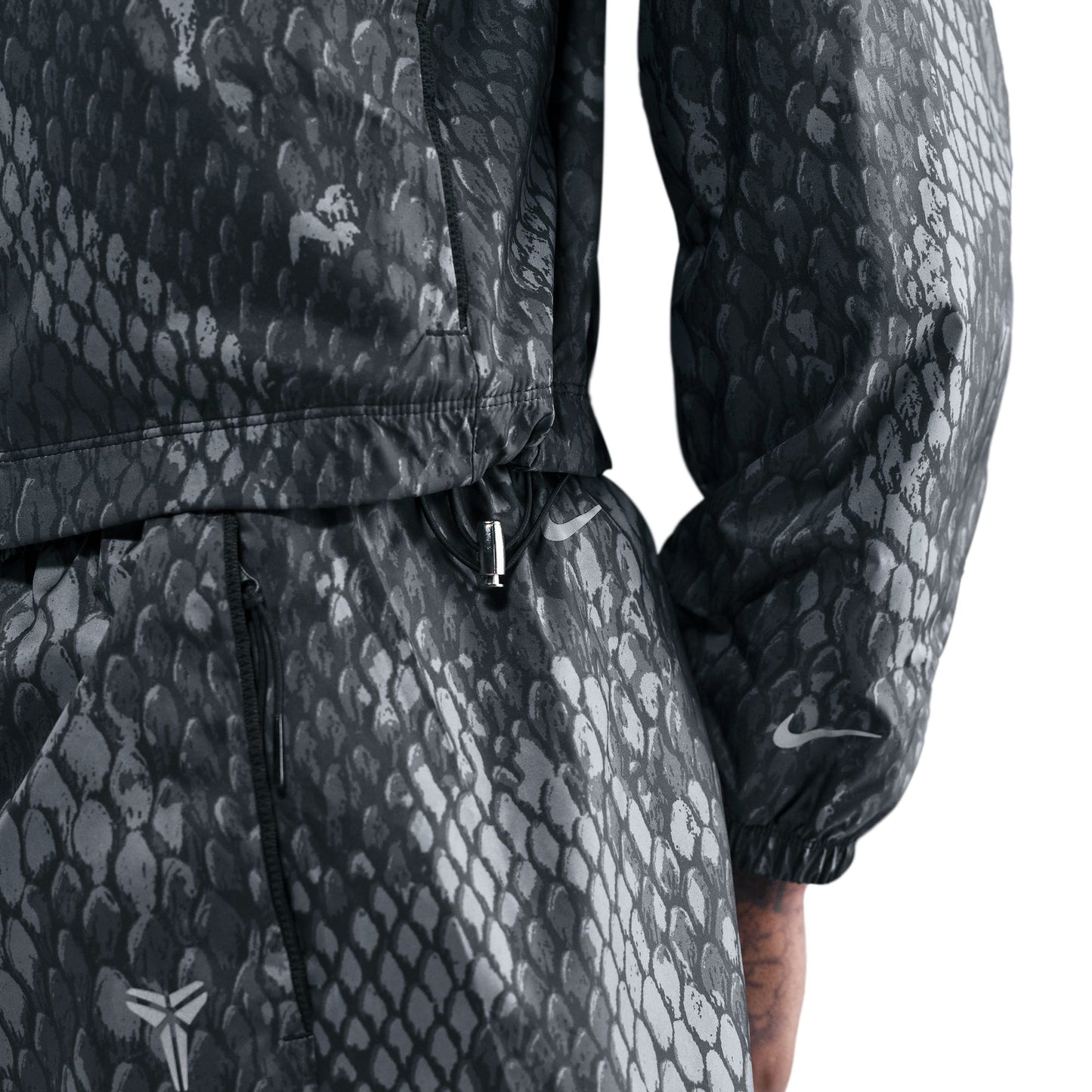 W Nike Kobe Woven Jacket - IB2718-010