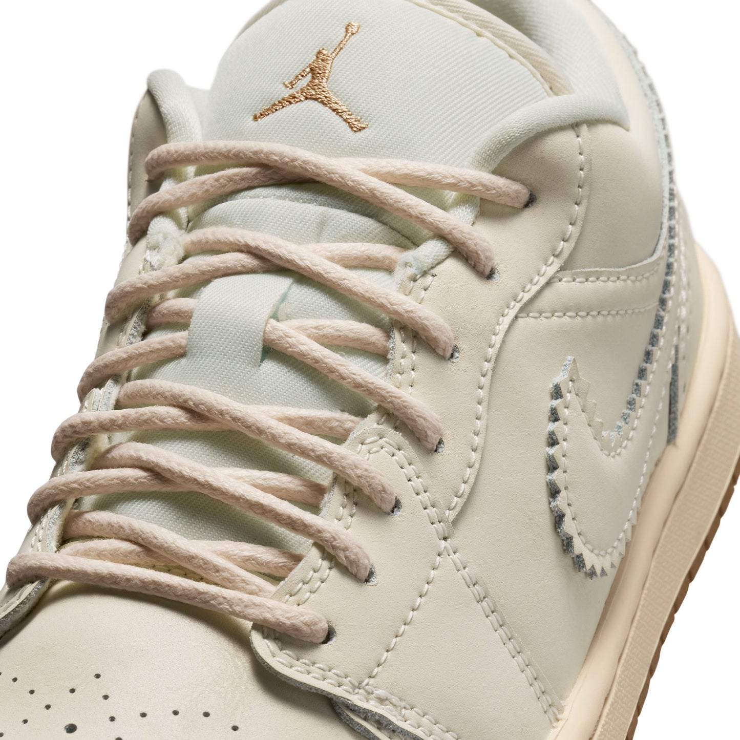 W Air Jordan 1 Low SE "Brogue" - IO0759-100