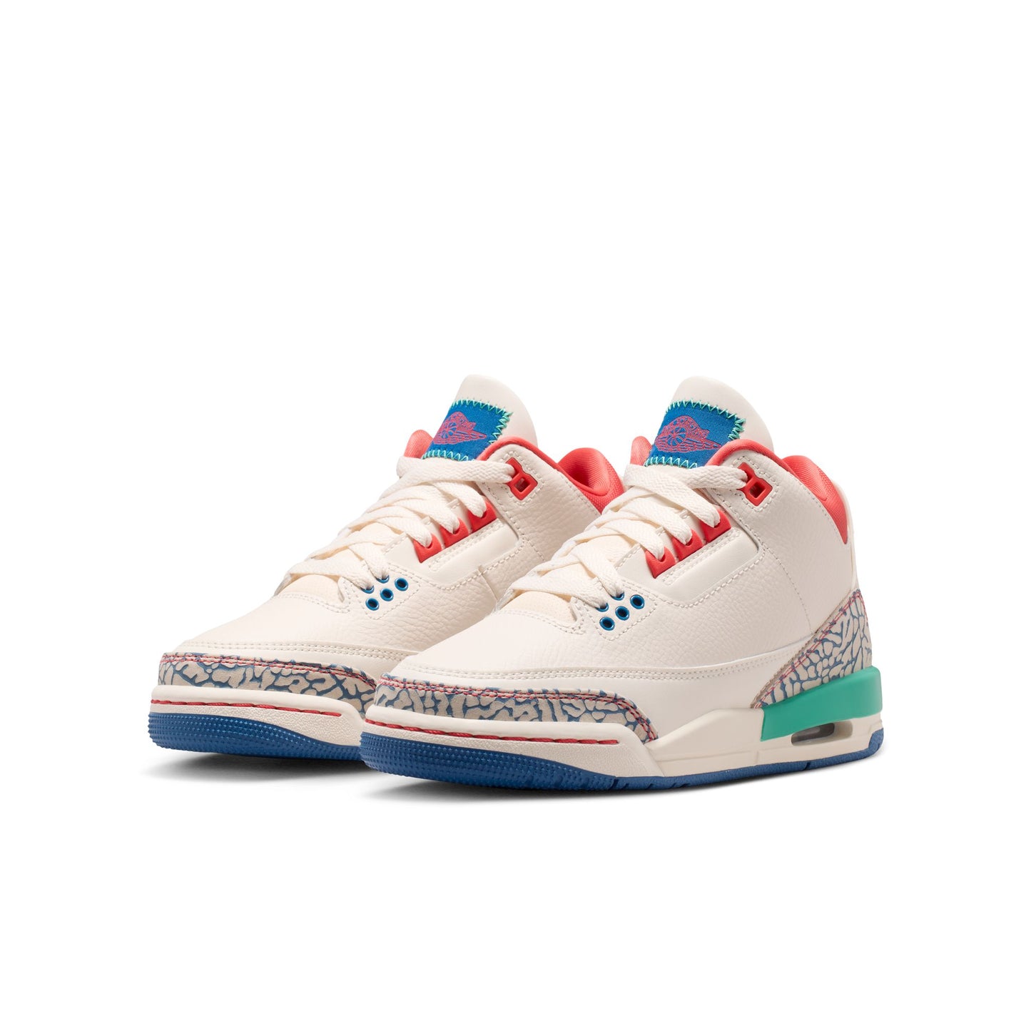 Air Jordan 3 Retro "Play Your Way" (GS) - IO2076-100