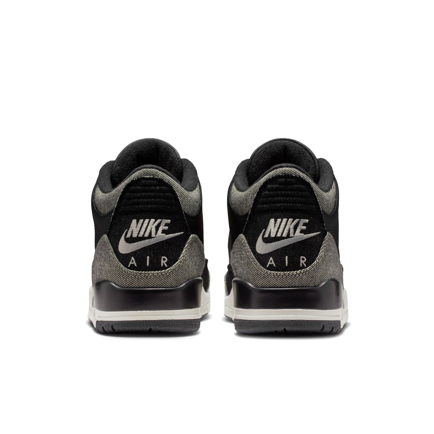 Levi's x Air Jordan 3 Retro "Black" - IR0914-400