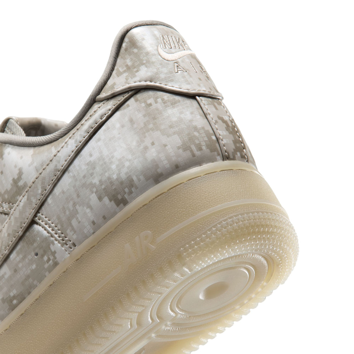 Nike Air Force 1 Low Retro "Digital Camo" - IV4885-900