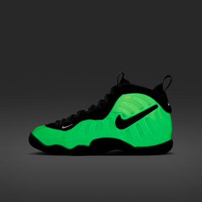 Nike Little Posite Pro Premium "Glow In The Dark" (GS) - IV7559-100